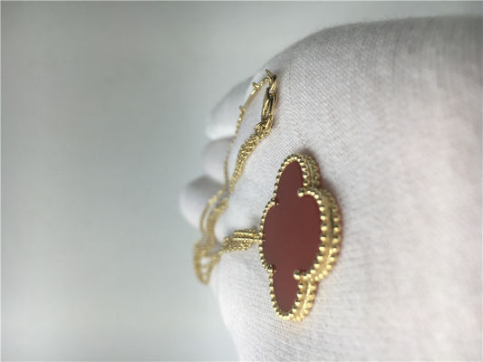 품질 빨간 꽃 모양을 가진 LongVan Cleef Arpels 18K 금 목걸이 다이아몬드 없음 공장