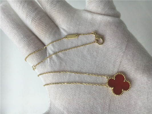 품질 빨간 꽃 모양을 가진 LongVan Cleef Arpels 18K 금 목걸이 다이아몬드 없음 공장